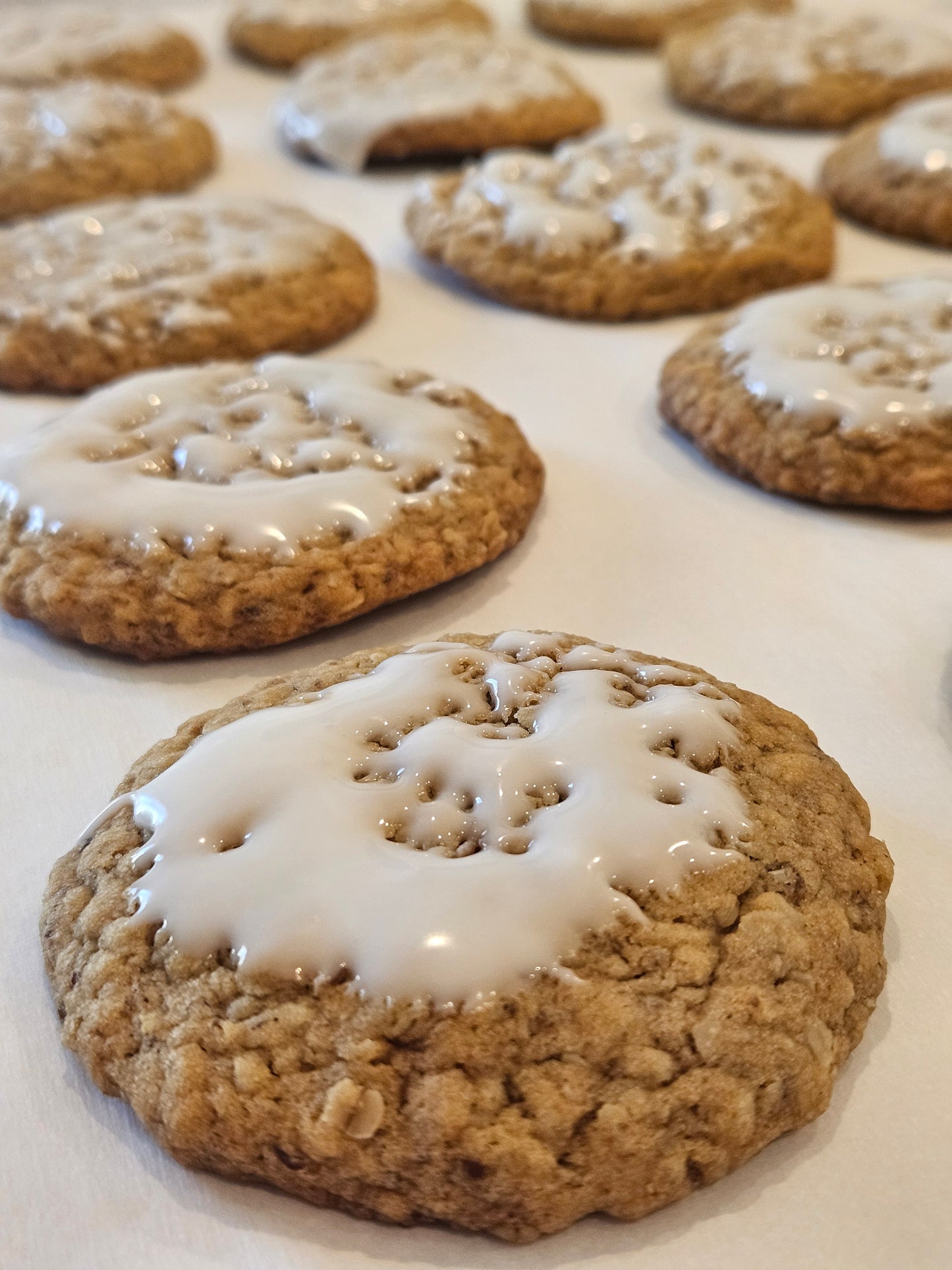 Iced Oatmeal Cookies
